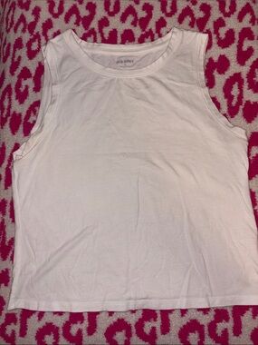Old Navy White Tank Top - Crew Neck Cropped Style